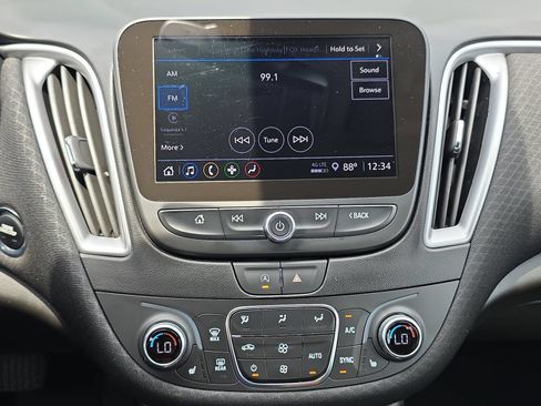 Used 2024 Chevrolet Malibu LT FWD image 19