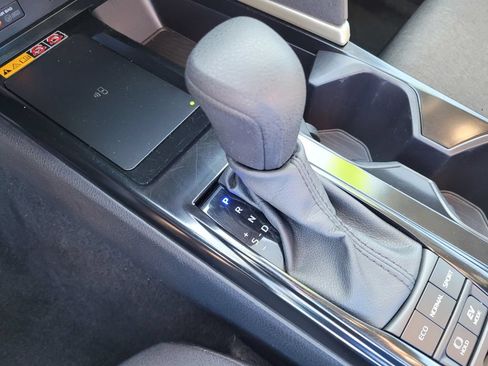 Used 2025 Toyota Camry LE FWD image 16