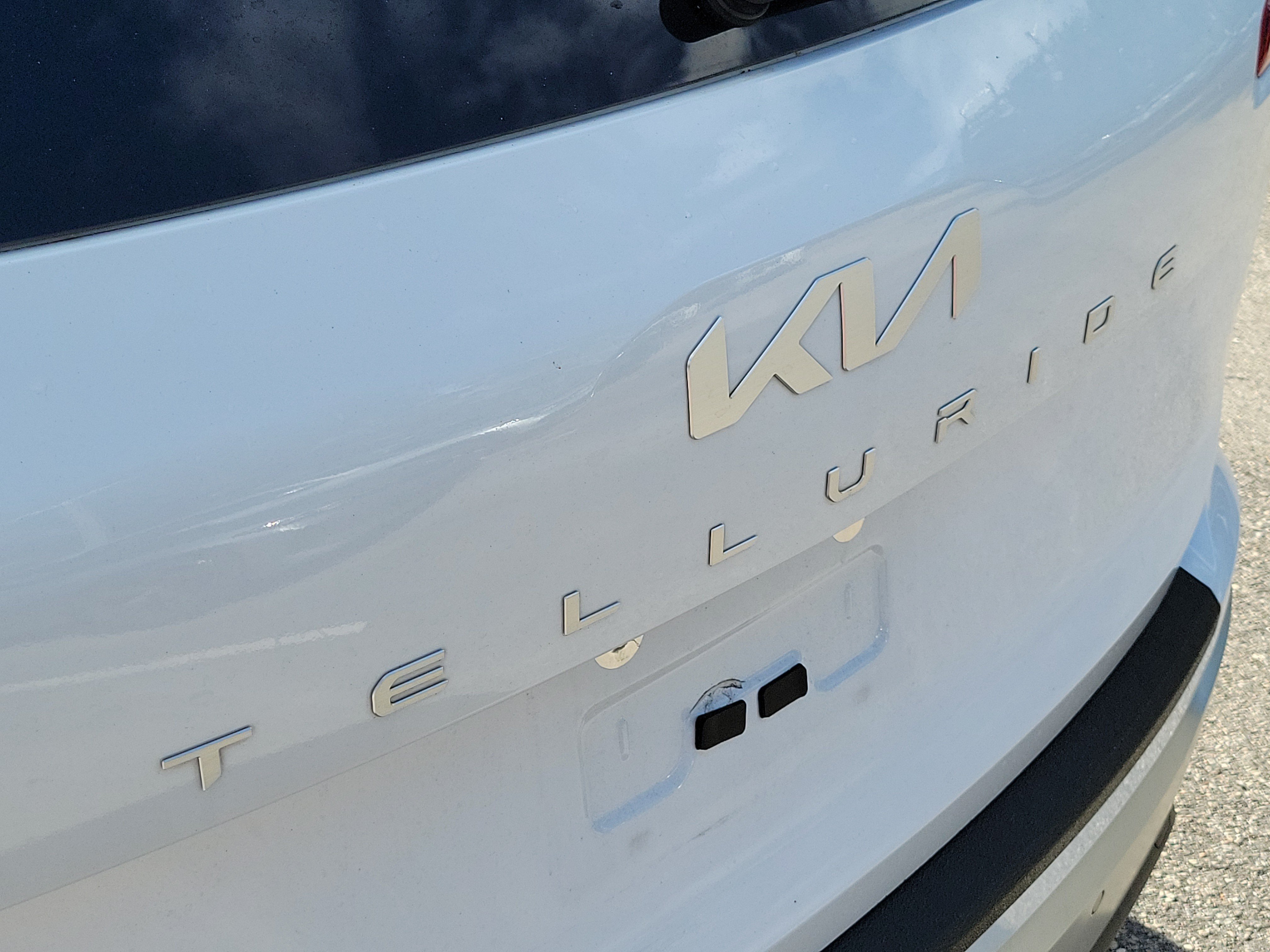 Used 2024 Kia Telluride LX FWD image 7