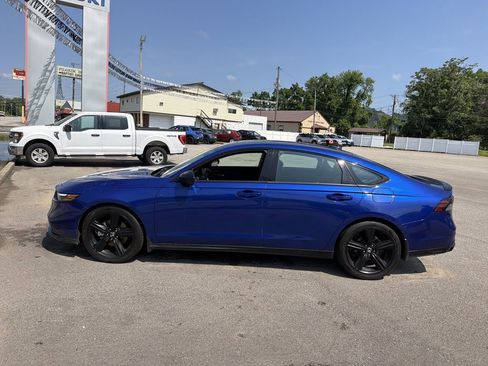 Used 2024 Honda Accord Sport image 8