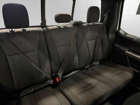 Used 2020 Ford F150 XLT w/ Equipment Group 302A Luxury AWD/4WD image 19