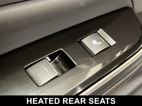 Used 2025 Toyota Crown Signia image 27