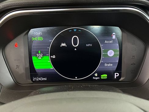 Used 2023 Chevrolet Bolt EUV LT FWD image 32