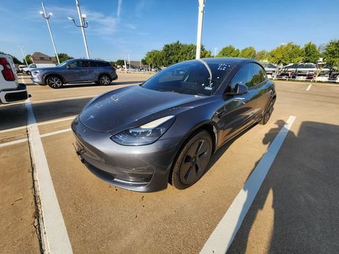 Used 2023 Tesla Model 3 Standard Range RWD image 3