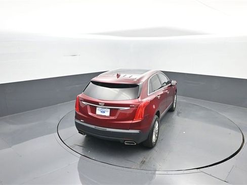 Used 2018 Cadillac XT5 Luxury w/ Driver Awareness Package image 25
