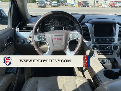 Used 2015 GMC Yukon XL SLT w/ Open Road Package AWD/4WD image 15