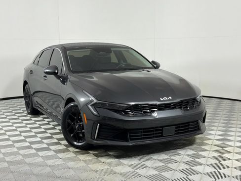 Used 2025 Kia K5 LXS FWD image 2