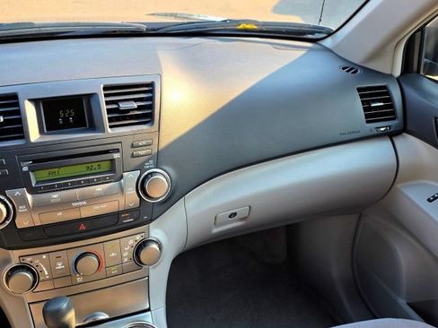 Used 2009 Toyota Highlander 4WD image 31