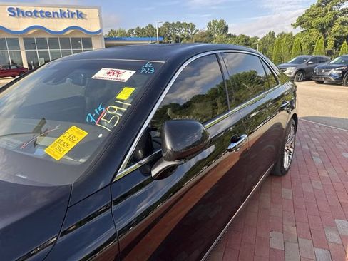 Used 2021 Genesis G90 5.0 Ultimate RWD image 5
