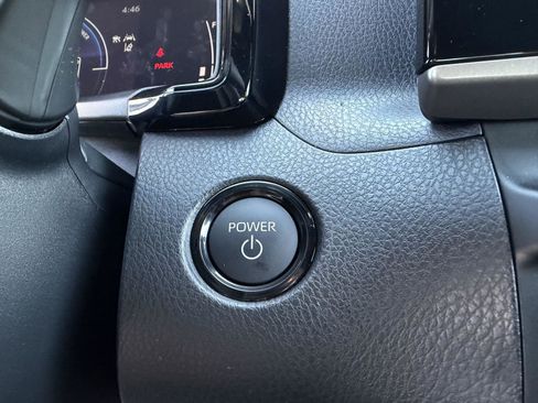 New 2026 Toyota Camry SE image 19