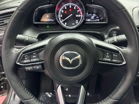 Used 2017 MAZDA MAZDA3 Grand Touring FWD image 12