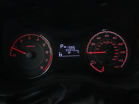 Used 2018 Subaru Crosstrek 2.0i Premium AWD/4WD image 18