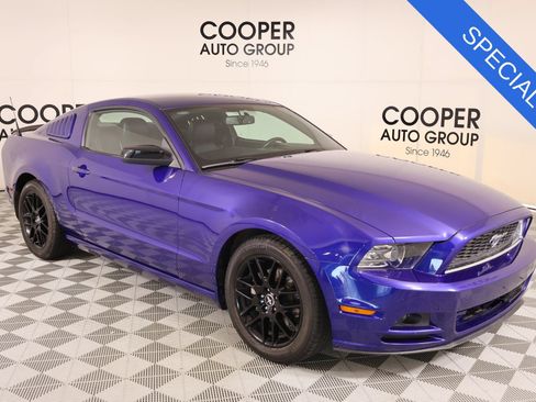 Used 2014 Ford Mustang Coupe w/ Equipment Group 102A RWD image 1