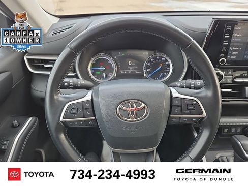 Used 2022 Toyota Highlander XLE image 30