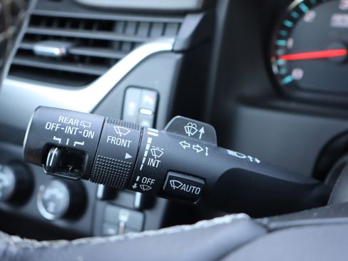 Used 2018 Chevrolet Tahoe LT w/ Luxury Package AWD/4WD image 24