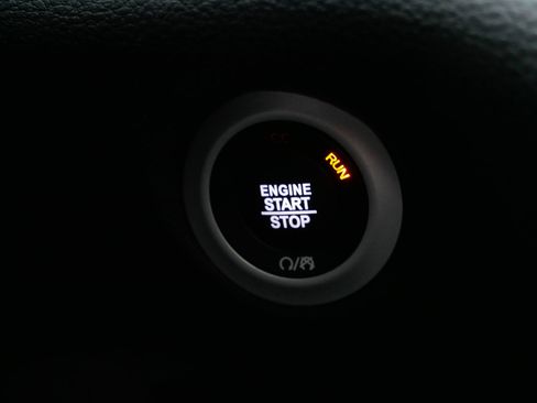 New 2026 Chrysler Pacifica Select image 20