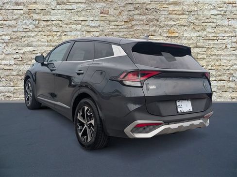 Used 2023 Kia Sportage EX FWD image 4