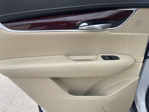 Used 2019 Cadillac XT5 Premium Luxury w/ Driver Assist Package FWD image 20