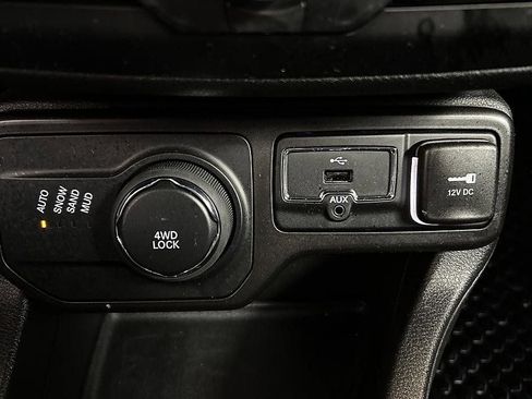 Used 2022 Jeep Renegade Altitude w/ Convenience Group image 21