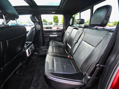 Used 2018 Ford F150 Lariat w/ Equipment Group 502A Luxury AWD/4WD image 22