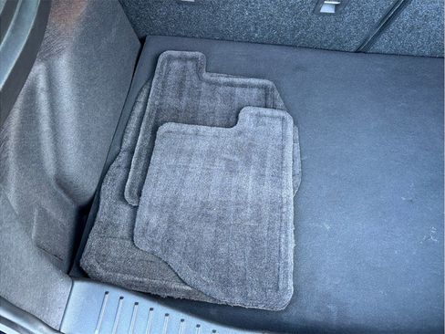 Used 2017 Ford Focus SEL image 37