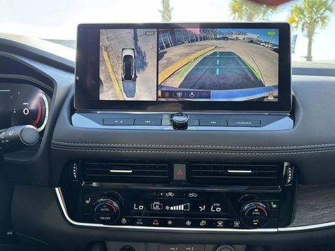 New 2026 Nissan Rogue Platinum image 15