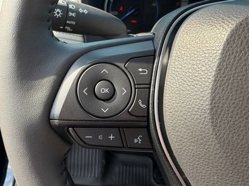 Used 2025 Toyota RAV4 XLE w/ Weather Package AWD/4WD image 24