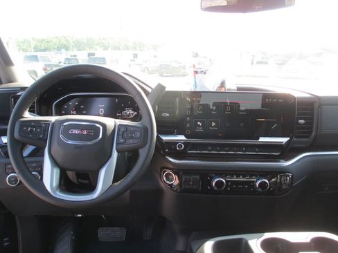 New 2026 GMC Sierra 2500 SLE w/ SLE Value Package; AWD/4WD image 14