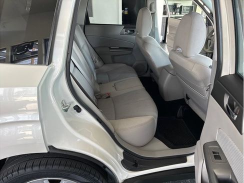 Used 2011 Subaru Forester 2.5X Premium image 24