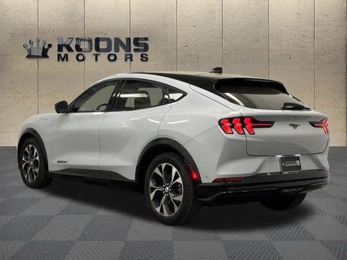Used 2023 Ford Mustang Mach-E Premium AWD/4WD image 5