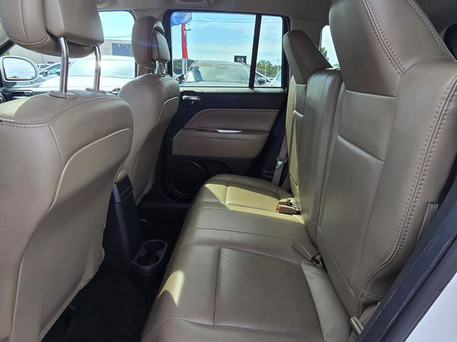 Used 2015 Jeep Compass High Altitude AWD/4WD image 12