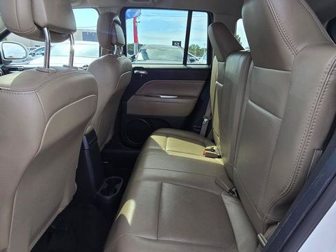 Used 2015 Jeep Compass High Altitude AWD/4WD image 12