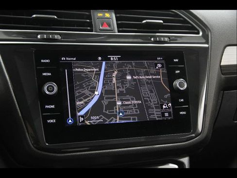 Used 2023 Volkswagen Tiguan SEL R-Line AWD/4WD image 12
