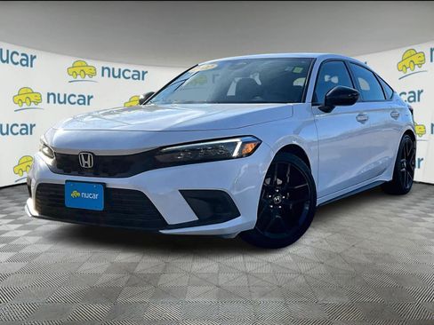 Used 2022 Honda Civic Sport image 3