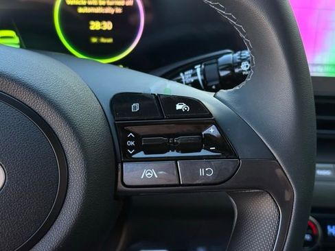 New 2026 Hyundai Elantra Sport FWD image 18