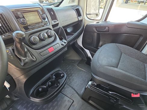 Used 2018 RAM ProMaster 3500 FWD image 11