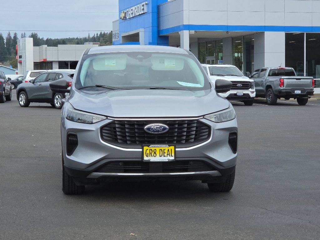 Used 2024 Ford Escape Active AWD/4WD image 3