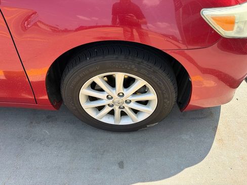 Used 2010 Toyota Camry XLE FWD image 12
