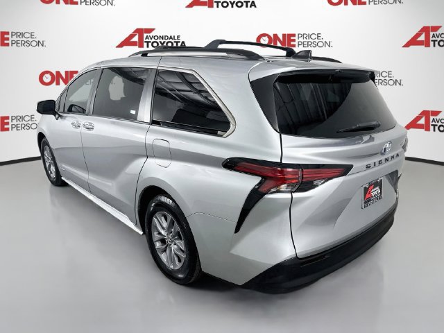 Certified 2021 Toyota Sienna XLE FWD image 6