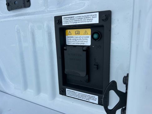 Used 2025 Ford F350 XLT w/ 360-Degree Camera Package image 10