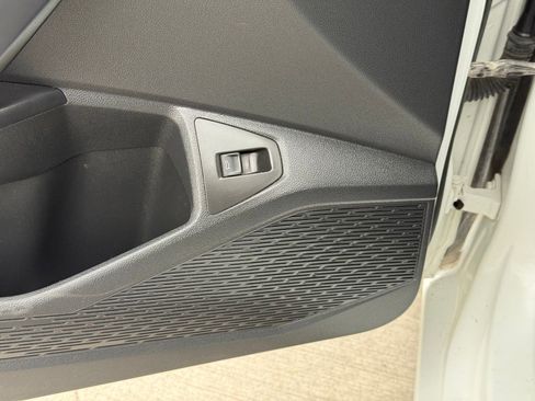 Used 2025 Volkswagen Jetta SEL FWD image 15