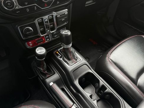 Used 2021 Jeep Wrangler Unlimited Rubicon AWD/4WD image 43