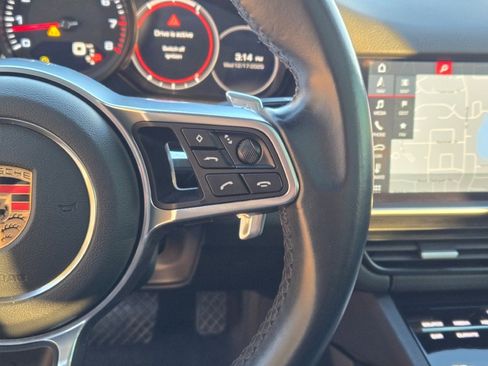 Used 2020 Porsche Cayenne image 29