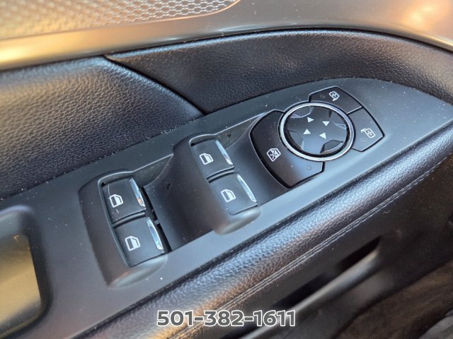 Used 2018 Ford Explorer XLT FWD image 30