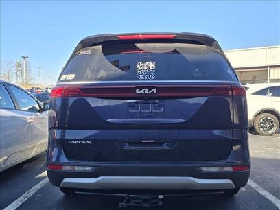 Used 2024 Kia Carnival LX