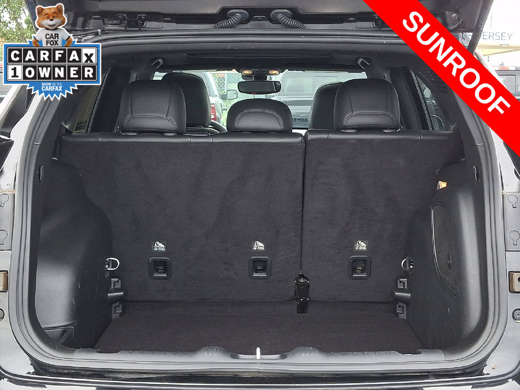 Used 2024 Jeep Compass Latitude w/ Sun and Sound Group AWD/4WD image 29