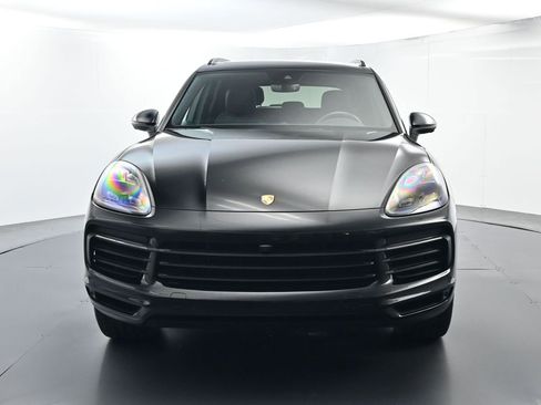 Certified 2021 Porsche Cayenne S AWD/4WD image 18