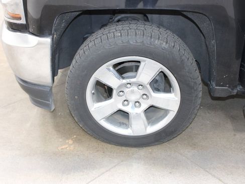 Used 2018 Chevrolet Silverado 1500 LT w/ All Star Edition AWD/4WD image 35