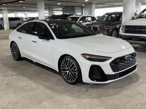 Used 2025 Audi S5 Premium Plus AWD/4WD image 2