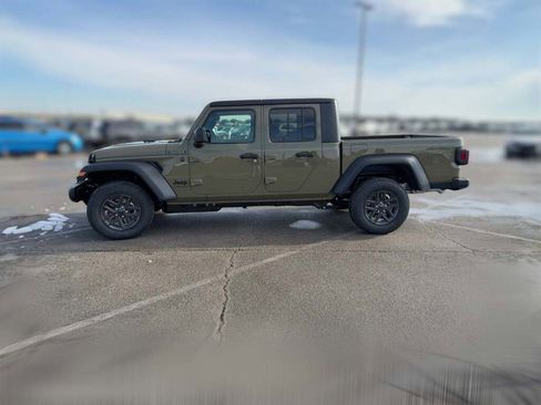 New 2026 Jeep Gladiator Sport image 6